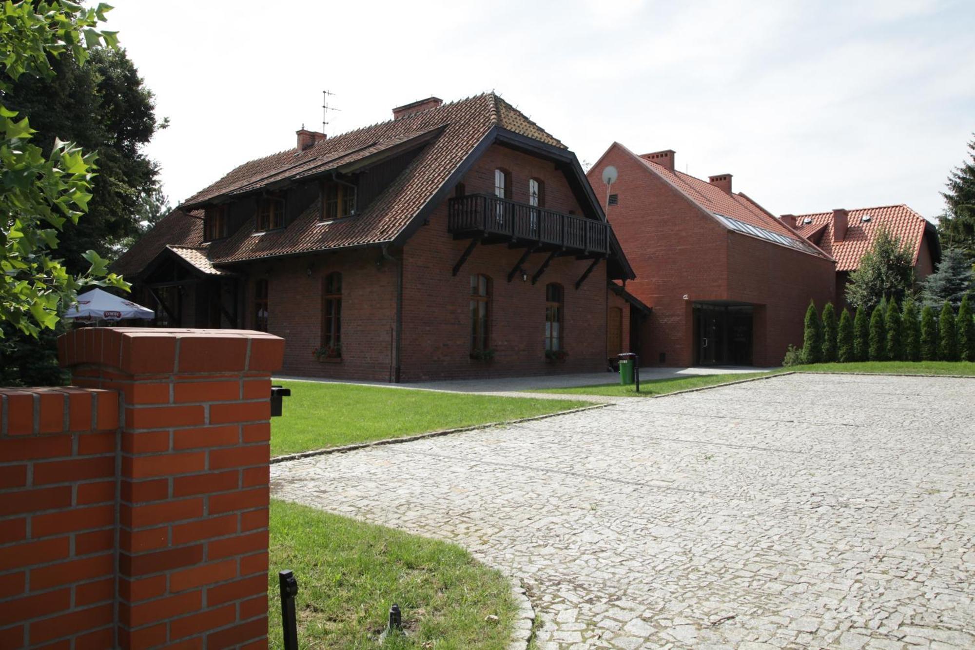 Hotel Belfer Zaniemysl Exterior photo