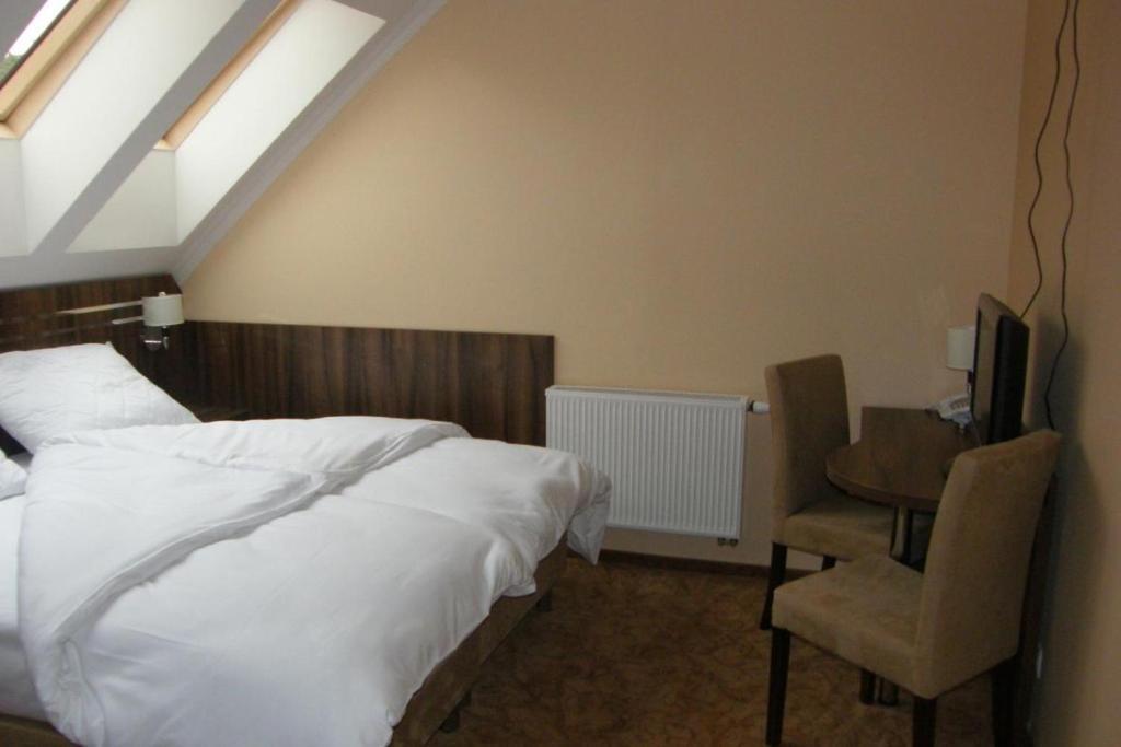 Hotel Belfer Zaniemysl Room photo